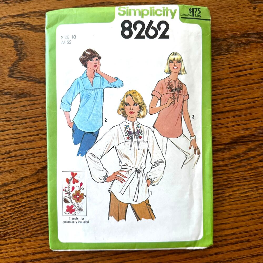Vintage 1970s Simplicity 8262 Sewing Pattern Womens Size XS Tops Blouse Set